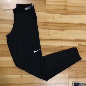 Nike Pro Size Large Leggings